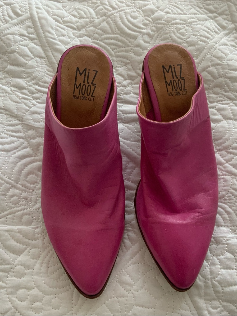 MISS MOOZ Hot Pink Pointed Leather Mule Clogs